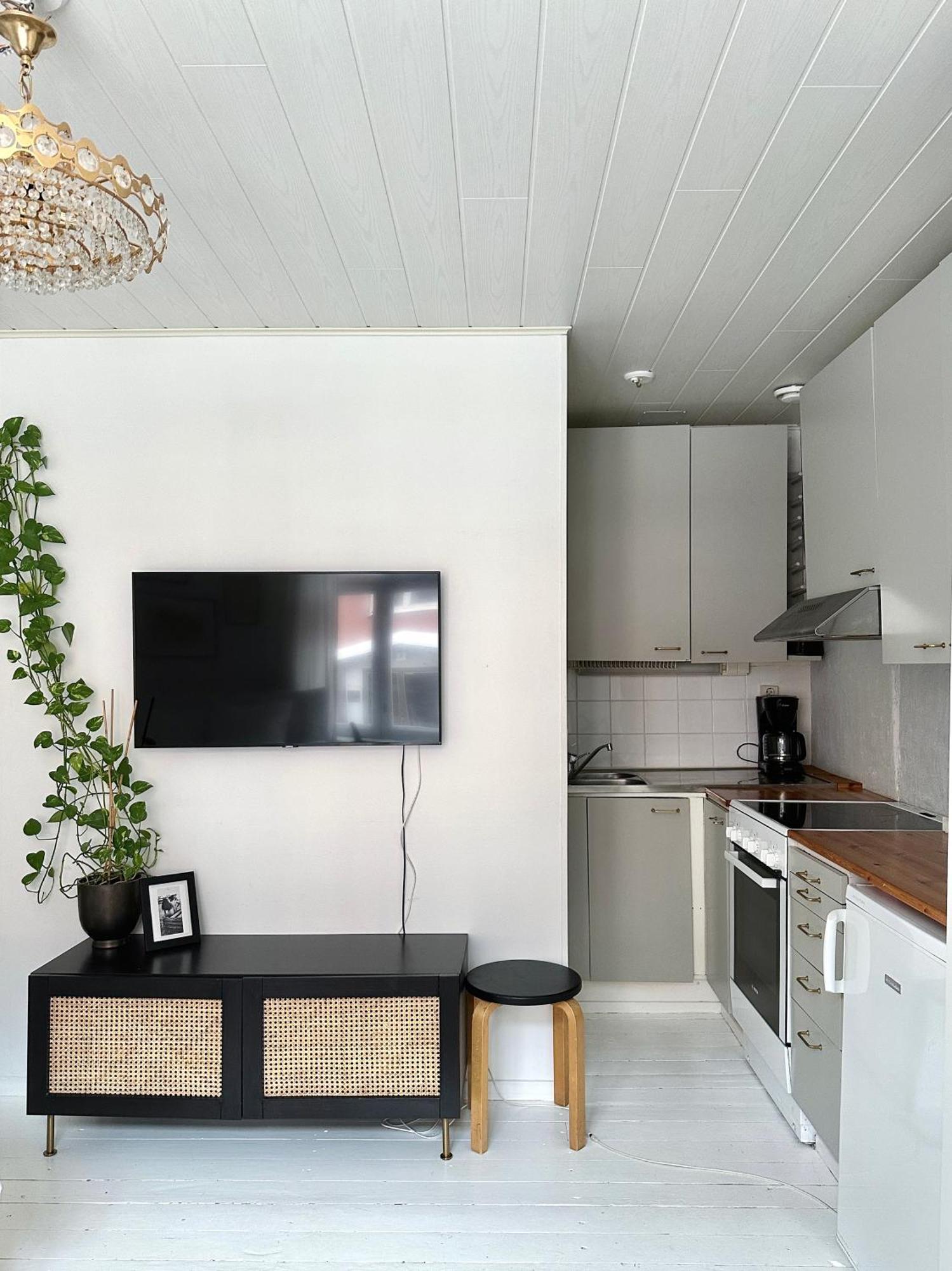 Wooden House Studio With Shared Garden هلسنكي المظهر الخارجي الصورة